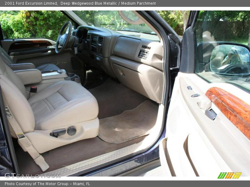 Deep Wedgewood Blue Metallic / Medium Parchment 2001 Ford Excursion Limited