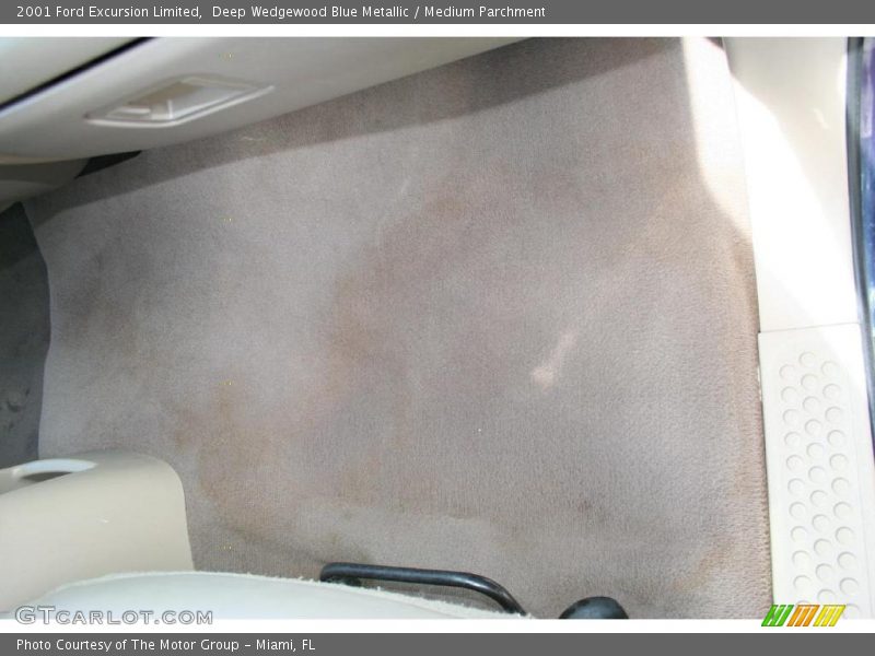 Deep Wedgewood Blue Metallic / Medium Parchment 2001 Ford Excursion Limited
