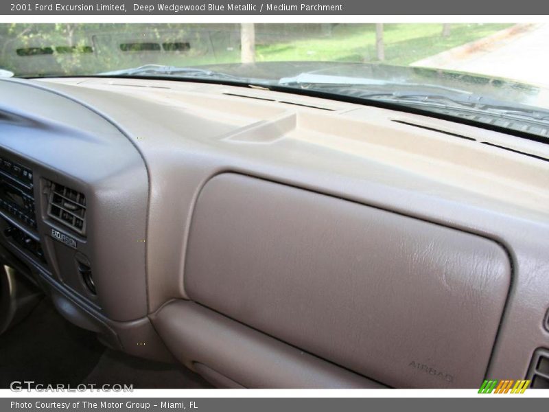 Deep Wedgewood Blue Metallic / Medium Parchment 2001 Ford Excursion Limited