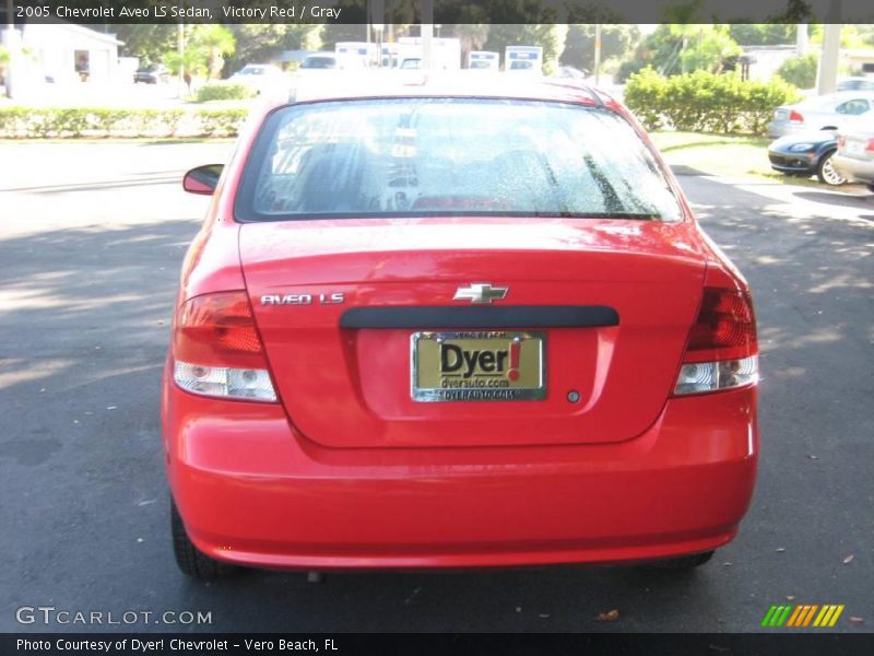 Victory Red / Gray 2005 Chevrolet Aveo LS Sedan