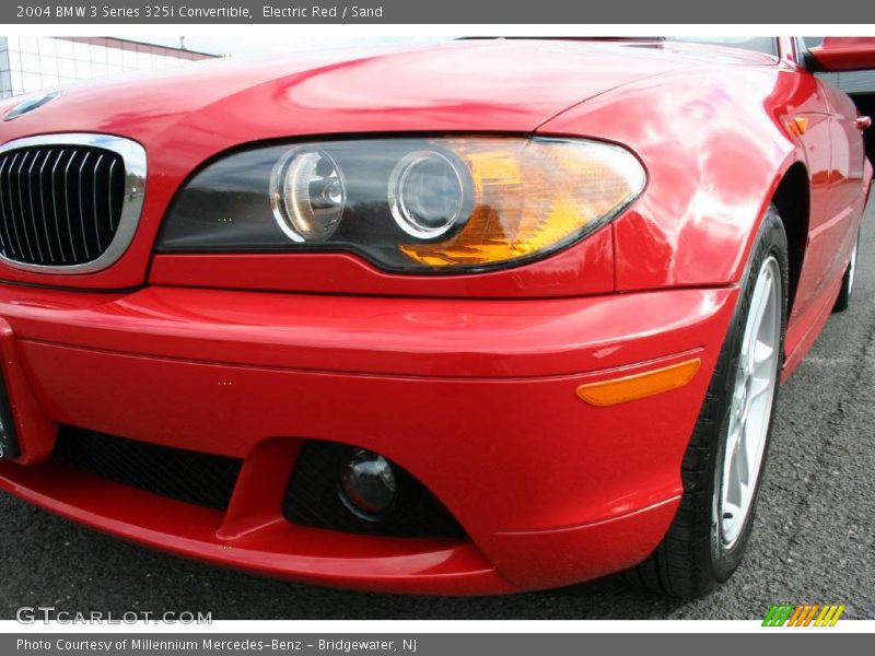 Electric Red / Sand 2004 BMW 3 Series 325i Convertible