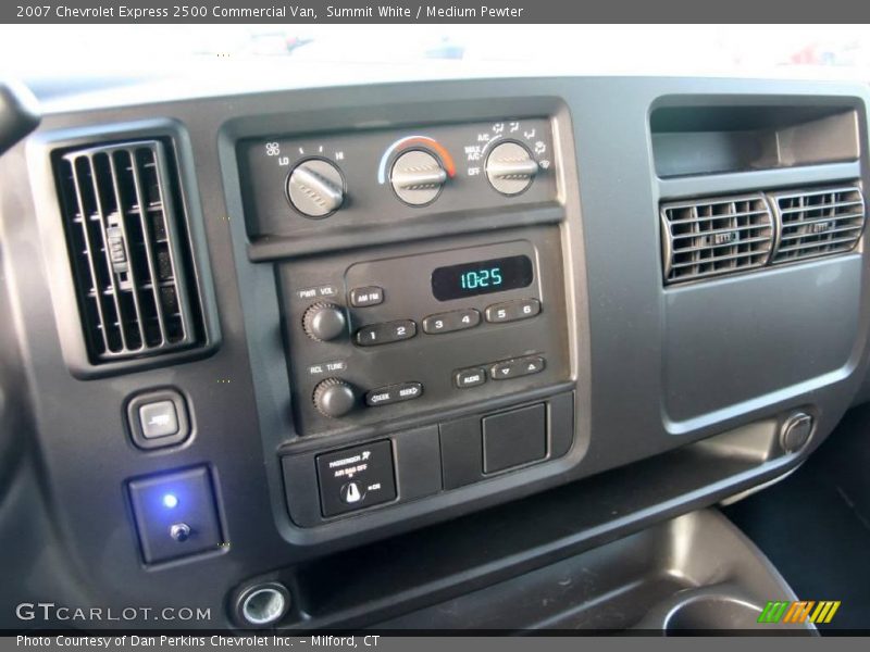 Summit White / Medium Pewter 2007 Chevrolet Express 2500 Commercial Van