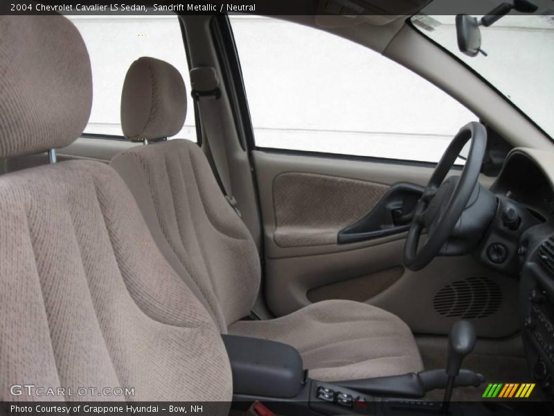 Sandrift Metallic / Neutral 2004 Chevrolet Cavalier LS Sedan
