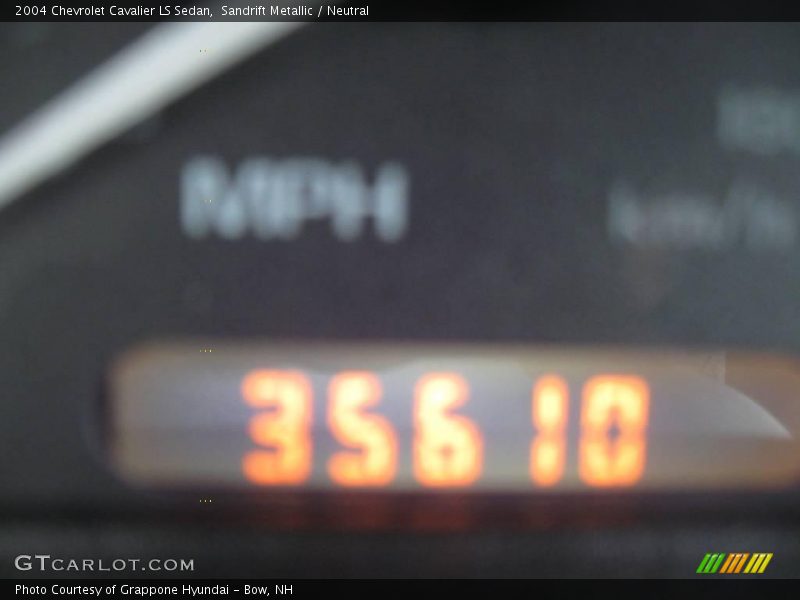 Sandrift Metallic / Neutral 2004 Chevrolet Cavalier LS Sedan