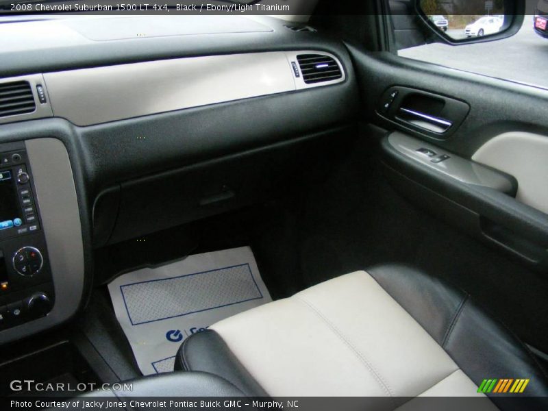 Black / Ebony/Light Titanium 2008 Chevrolet Suburban 1500 LT 4x4