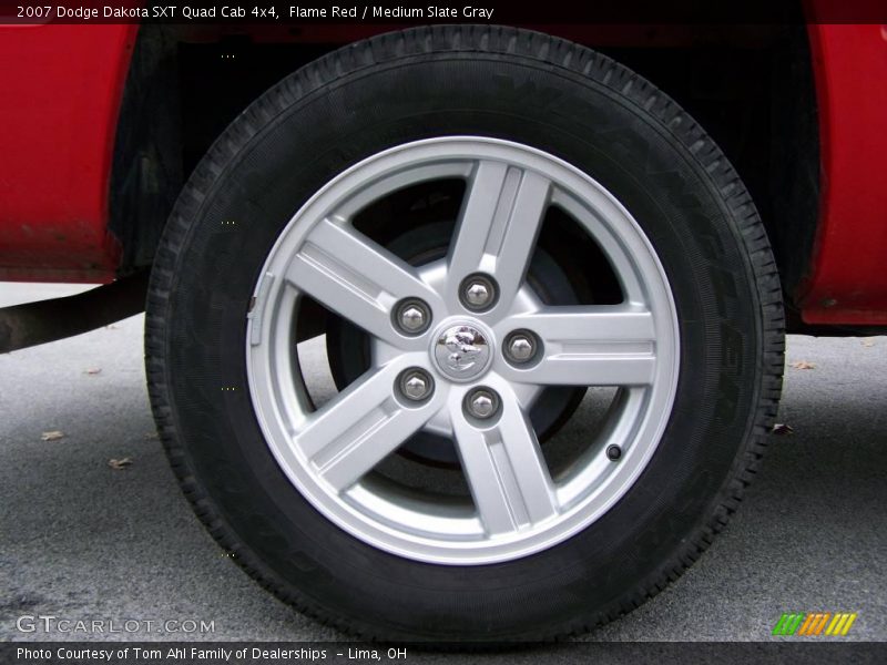 Flame Red / Medium Slate Gray 2007 Dodge Dakota SXT Quad Cab 4x4