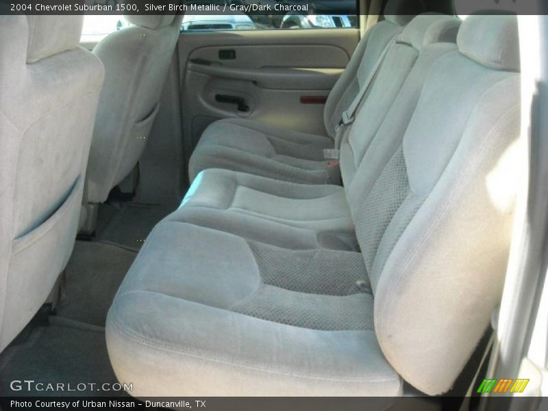 Silver Birch Metallic / Gray/Dark Charcoal 2004 Chevrolet Suburban 1500
