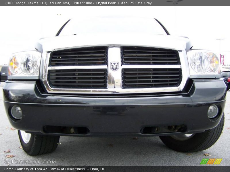 Brilliant Black Crystal Pearl / Medium Slate Gray 2007 Dodge Dakota ST Quad Cab 4x4