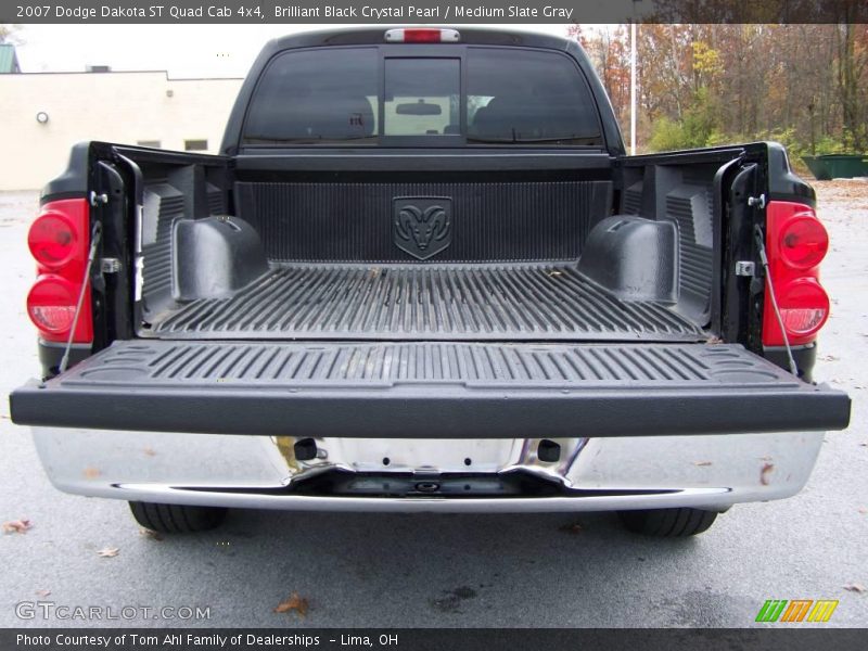 Brilliant Black Crystal Pearl / Medium Slate Gray 2007 Dodge Dakota ST Quad Cab 4x4