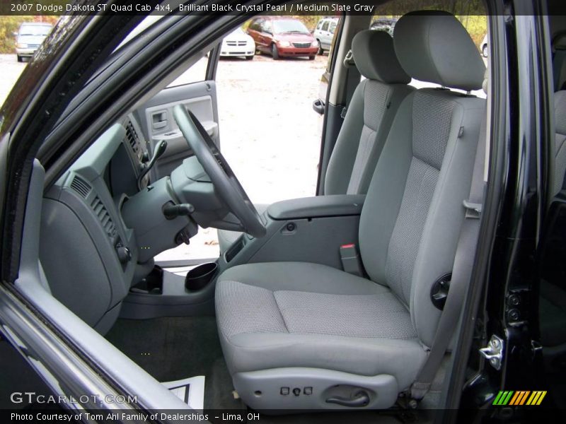 Brilliant Black Crystal Pearl / Medium Slate Gray 2007 Dodge Dakota ST Quad Cab 4x4