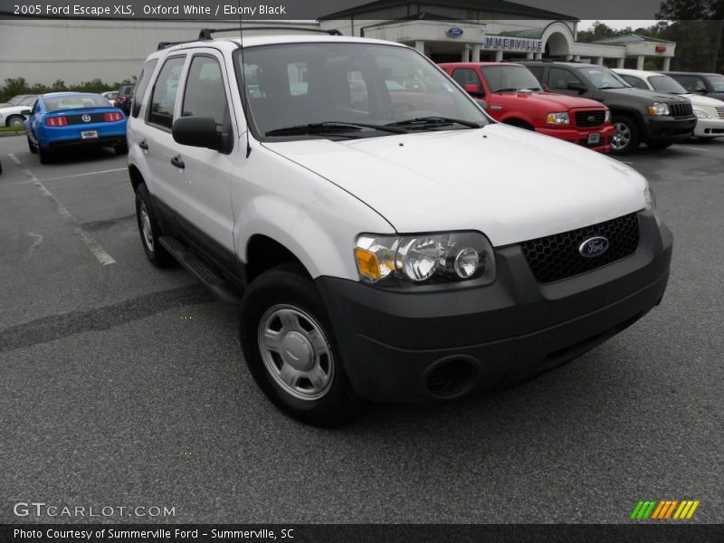 Oxford White / Ebony Black 2005 Ford Escape XLS