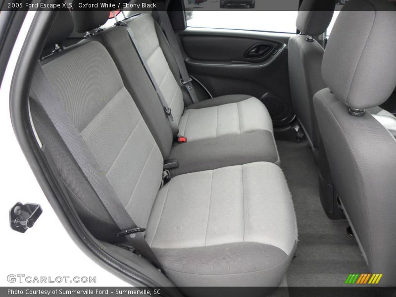 Oxford White / Ebony Black 2005 Ford Escape XLS