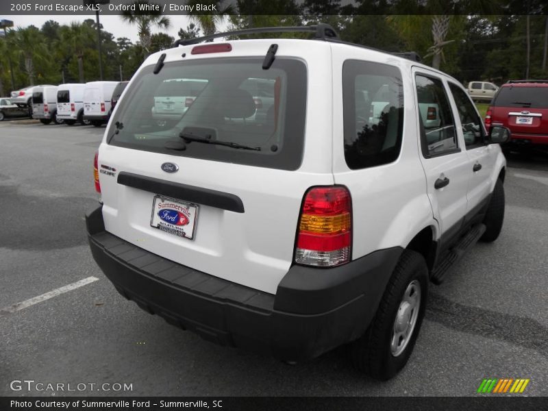Oxford White / Ebony Black 2005 Ford Escape XLS
