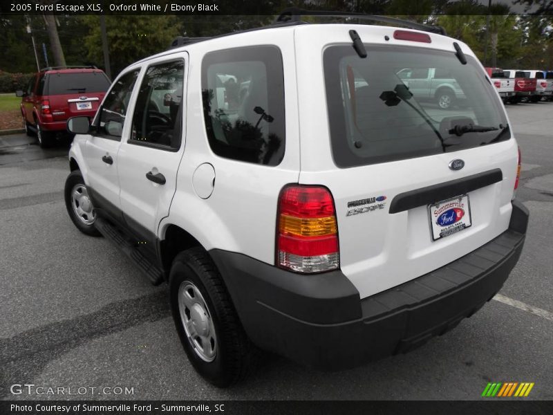 Oxford White / Ebony Black 2005 Ford Escape XLS