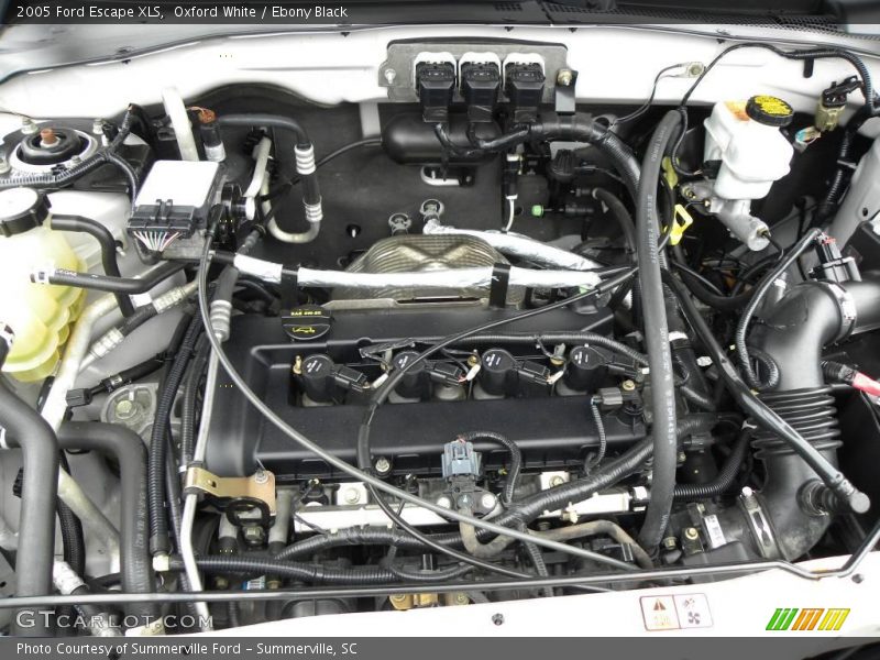 Oxford White / Ebony Black 2005 Ford Escape XLS