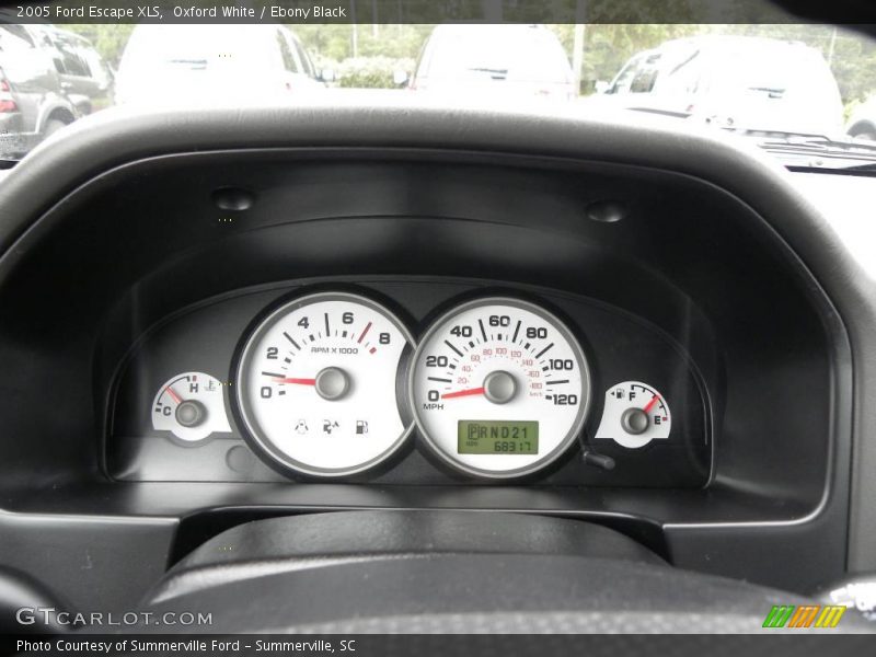 Oxford White / Ebony Black 2005 Ford Escape XLS