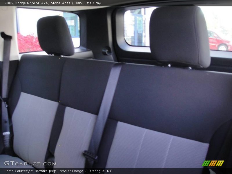 Stone White / Dark Slate Gray 2009 Dodge Nitro SE 4x4