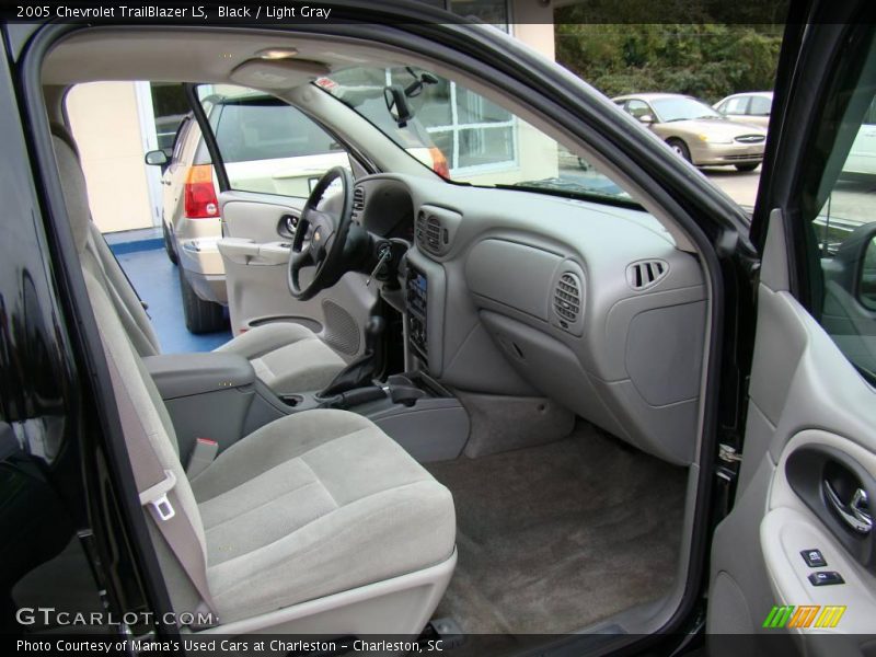 Black / Light Gray 2005 Chevrolet TrailBlazer LS