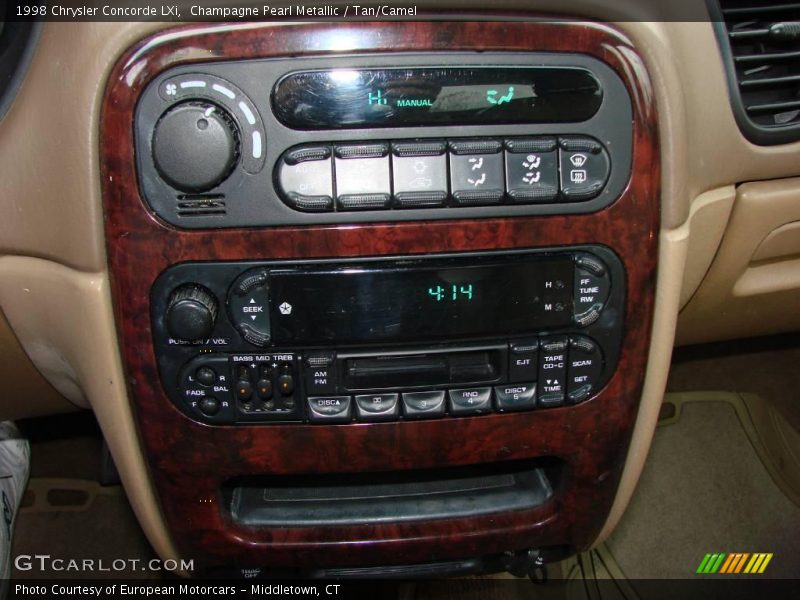 Champagne Pearl Metallic / Tan/Camel 1998 Chrysler Concorde LXi