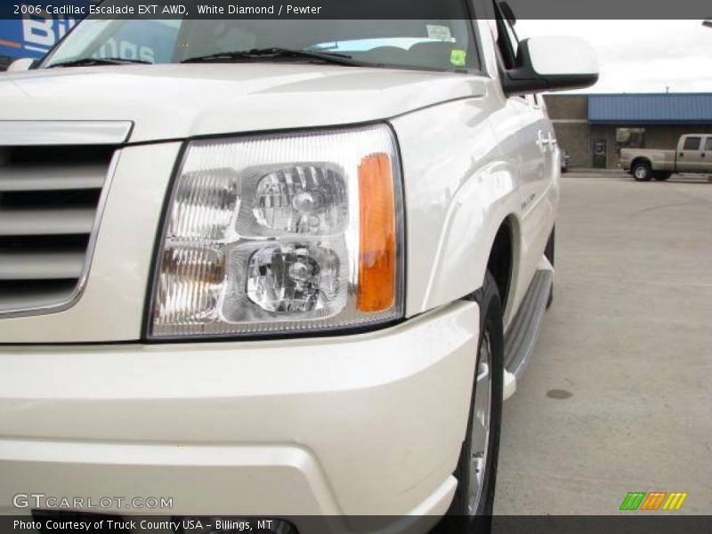 White Diamond / Pewter 2006 Cadillac Escalade EXT AWD