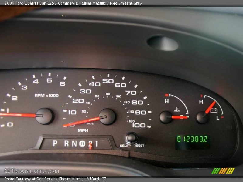 Silver Metallic / Medium Flint Grey 2006 Ford E Series Van E250 Commercial