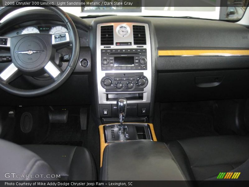 Light Sandstone Metallic / Dark Slate Gray 2008 Chrysler 300 Limited