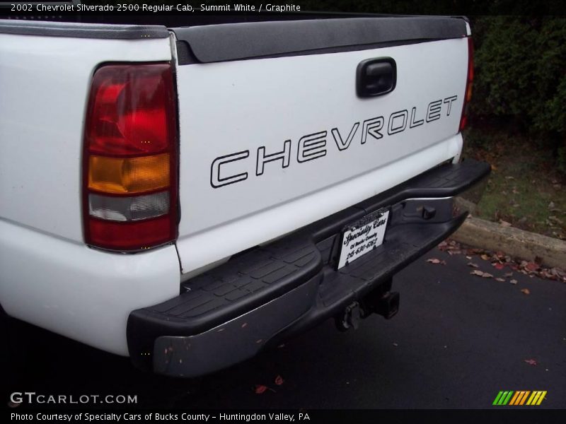 Summit White / Graphite 2002 Chevrolet Silverado 2500 Regular Cab