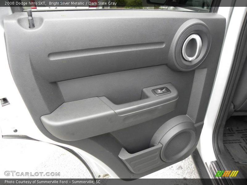 Bright Silver Metallic / Dark Slate Gray 2008 Dodge Nitro SXT