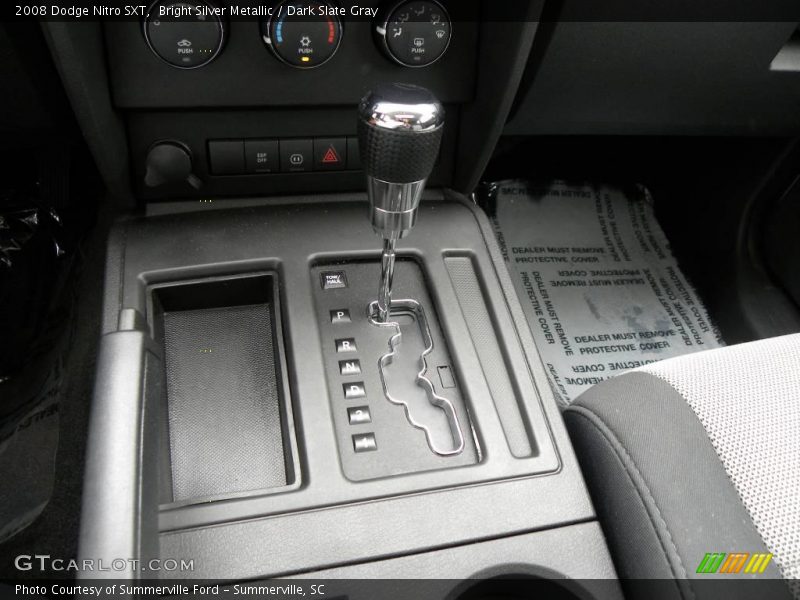 Bright Silver Metallic / Dark Slate Gray 2008 Dodge Nitro SXT