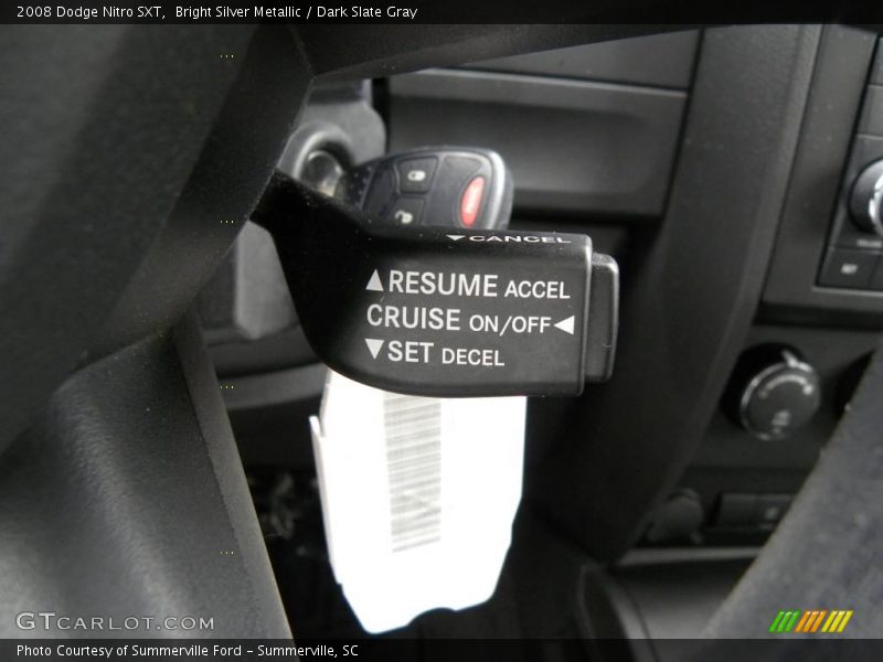 Bright Silver Metallic / Dark Slate Gray 2008 Dodge Nitro SXT