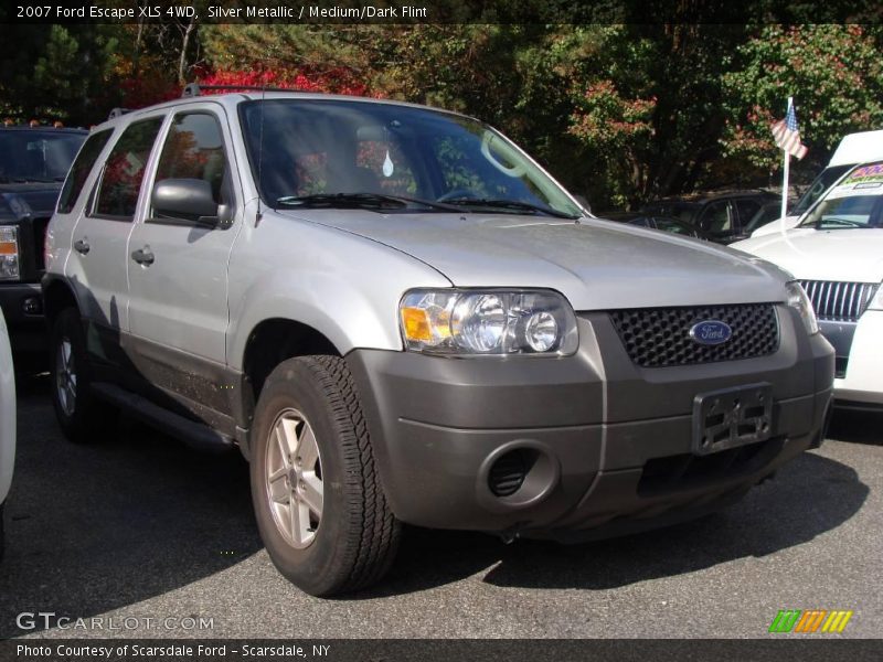 Silver Metallic / Medium/Dark Flint 2007 Ford Escape XLS 4WD