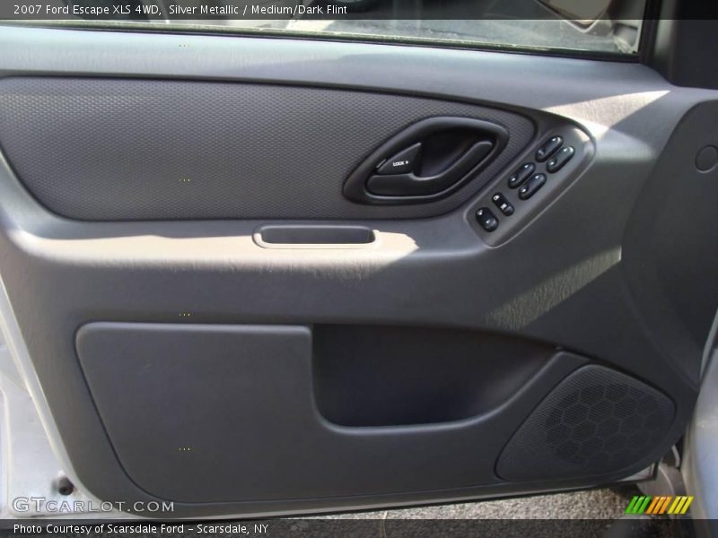 Silver Metallic / Medium/Dark Flint 2007 Ford Escape XLS 4WD