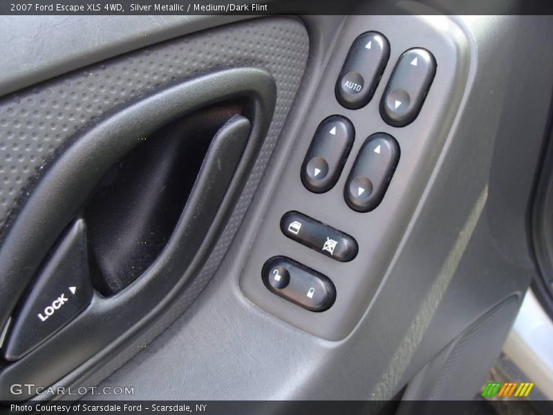 Silver Metallic / Medium/Dark Flint 2007 Ford Escape XLS 4WD