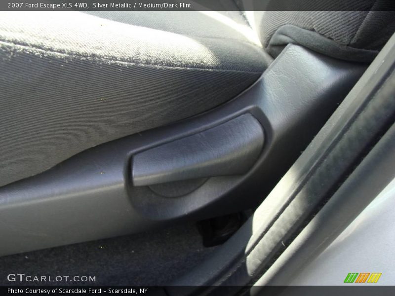 Silver Metallic / Medium/Dark Flint 2007 Ford Escape XLS 4WD