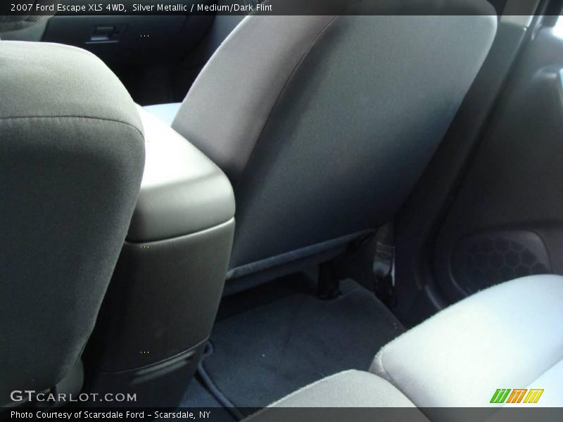 Silver Metallic / Medium/Dark Flint 2007 Ford Escape XLS 4WD