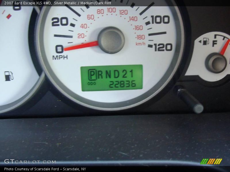 Silver Metallic / Medium/Dark Flint 2007 Ford Escape XLS 4WD