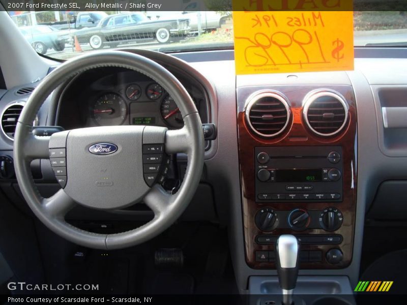 Alloy Metallic / Shale Grey 2007 Ford Freestyle SEL