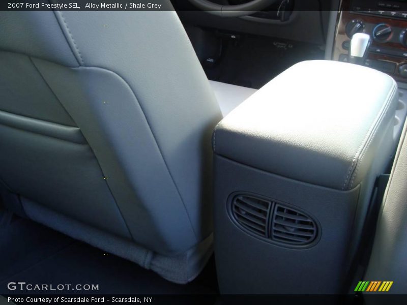 Alloy Metallic / Shale Grey 2007 Ford Freestyle SEL