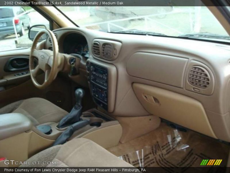 Sandalwood Metallic / Medium Oak 2002 Chevrolet TrailBlazer LS 4x4