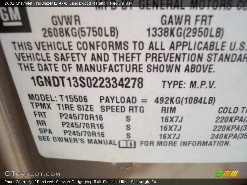 Sandalwood Metallic / Medium Oak 2002 Chevrolet TrailBlazer LS 4x4