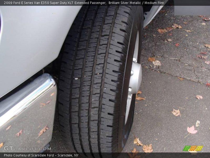 Brilliant Silver Metallic / Medium Flint 2009 Ford E Series Van E350 Super Duty XLT Extended Passenger