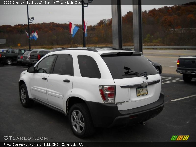 Summit White / Light Gray 2005 Chevrolet Equinox LS