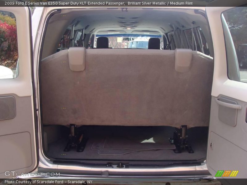 Brilliant Silver Metallic / Medium Flint 2009 Ford E Series Van E350 Super Duty XLT Extended Passenger