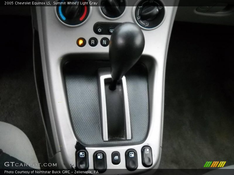 Summit White / Light Gray 2005 Chevrolet Equinox LS