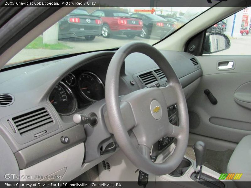 Victory Red / Gray 2005 Chevrolet Cobalt Sedan
