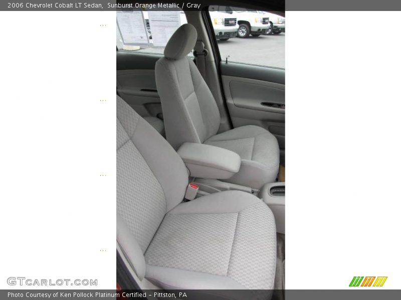 Sunburst Orange Metallic / Gray 2006 Chevrolet Cobalt LT Sedan