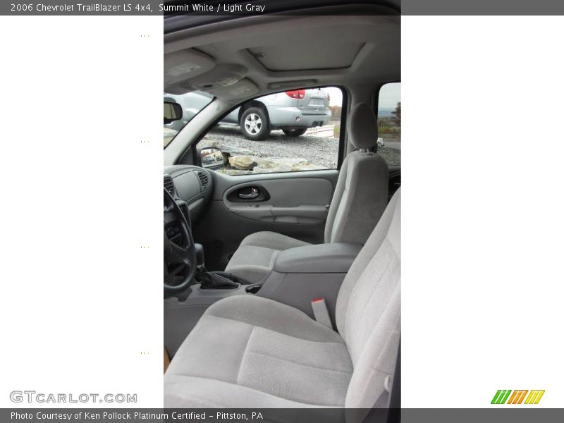 Summit White / Light Gray 2006 Chevrolet TrailBlazer LS 4x4