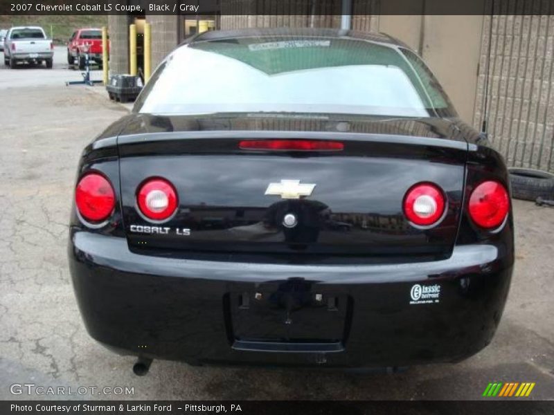 Black / Gray 2007 Chevrolet Cobalt LS Coupe
