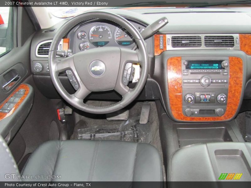 Victory Red / Ebony 2007 Chevrolet Avalanche LT 4WD