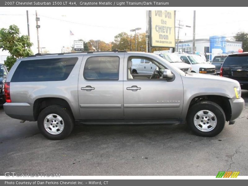 Graystone Metallic / Light Titanium/Dark Titanium 2007 Chevrolet Suburban 1500 LT 4x4
